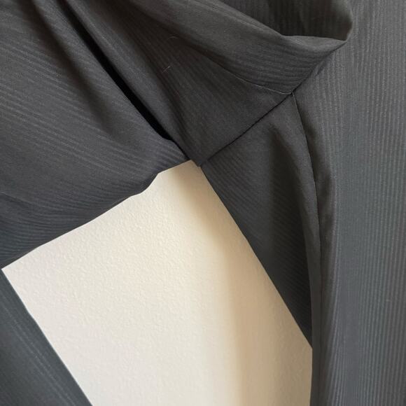 Michael Kors Men Black Pinstripe Trouser 34 x 32 Pleated Workwear Career Pockets - Picture 4 of 10